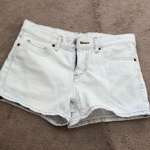 uniqlo denim shorts